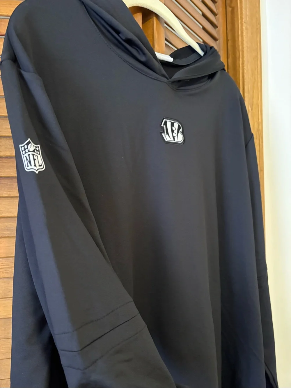 NFL Bengals On Field Women’s elevated Hooded Crewneck w/embroidered logo